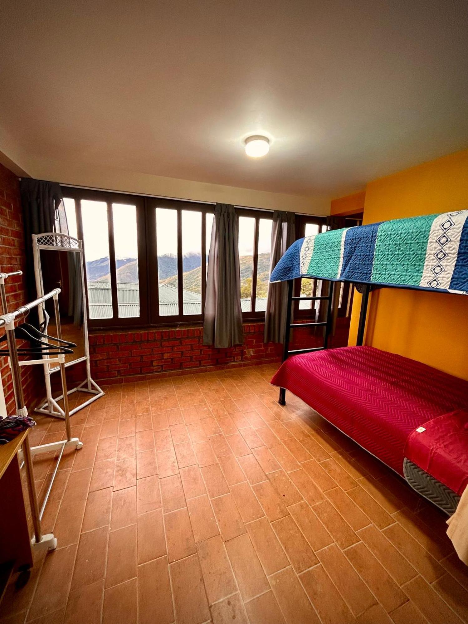 Villa Camila Hostel Coroico Ngoại thất bức ảnh