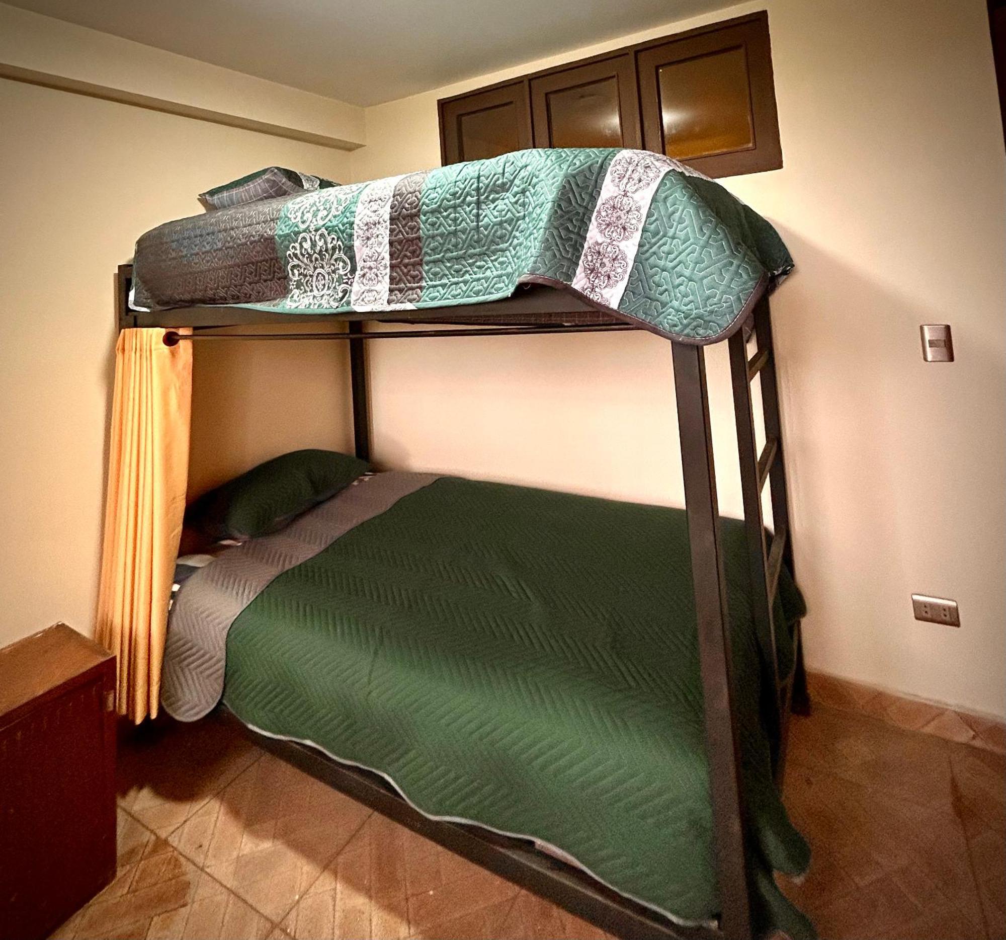 Villa Camila Hostel Coroico Phòng bức ảnh