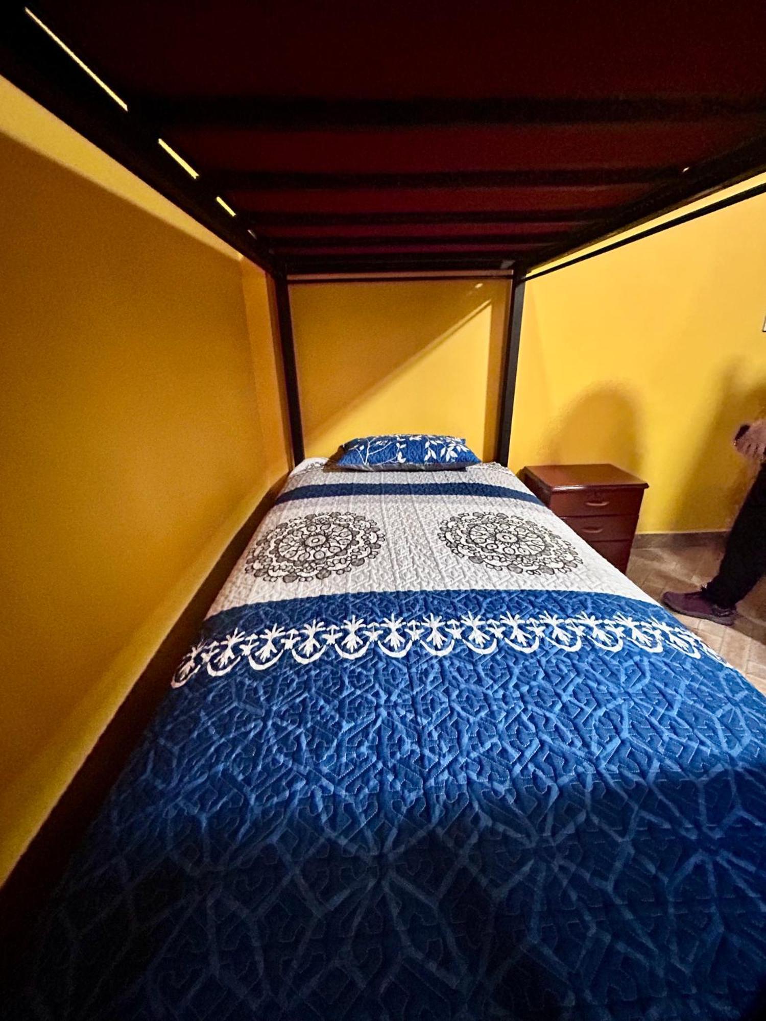 Villa Camila Hostel Coroico Phòng bức ảnh
